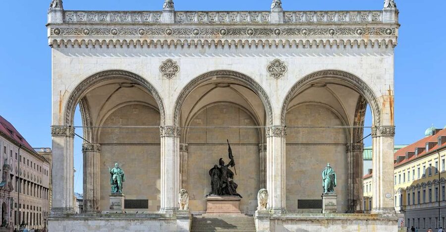 Munich: Third Reich & WWII Walking Tour - How the guide narrative keeps it clear, respectful, and memorable