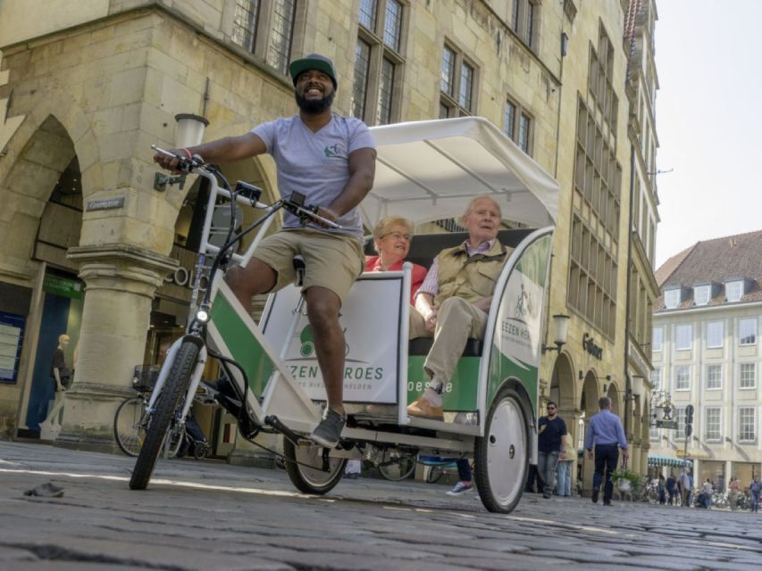 Münster-Highlights-Tour with Rickshaw-Guide - Erbdrostenhof Baroque Facade and the Zwinger Wall