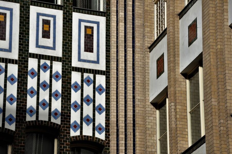 Nazi Berlin and the Jewish Community Tour - The Jewish quarter: New Synagogue, the oldest cemetery, and forced labor