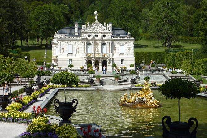 Neuschwanstein Castle and Linderhof Palace Day Trip from Munich - Stop 1, Schloss Linderhof: Your 90-Minute Choice, Grounds or Guided Interior