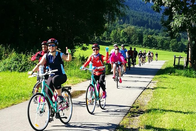 Neuschwanstein Castle by Bus Incl. Bike Ride or Hohenschwangau - Schwangau Castle Brewery and your bike ride launch