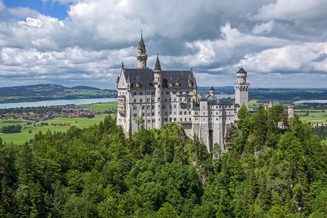 Neuschwanstein Castle Skip-the-Line Private Tour for Groups - Key highlights at a glance