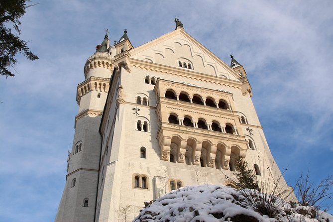 Neuschwanstein Castle Tour with Skip the Line from Hohenschwangau - Meeting at Alpseestraße and Getting to Marienbrücke Fast