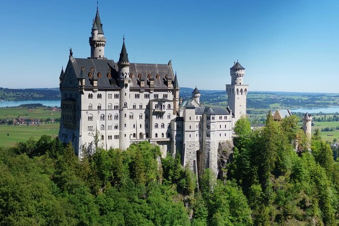 Neuschwanstein & Linderhof Castle Luxury Private Tour from Munich - Why Neuschwanstein and Linderhof Together Makes Sense