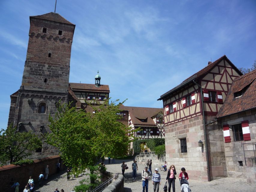 Nuremberg 2-Hour Old Town Highlights Walking Tour in English - Old Town Hall, the Beautiful Fountain, and how to spot the story in the details