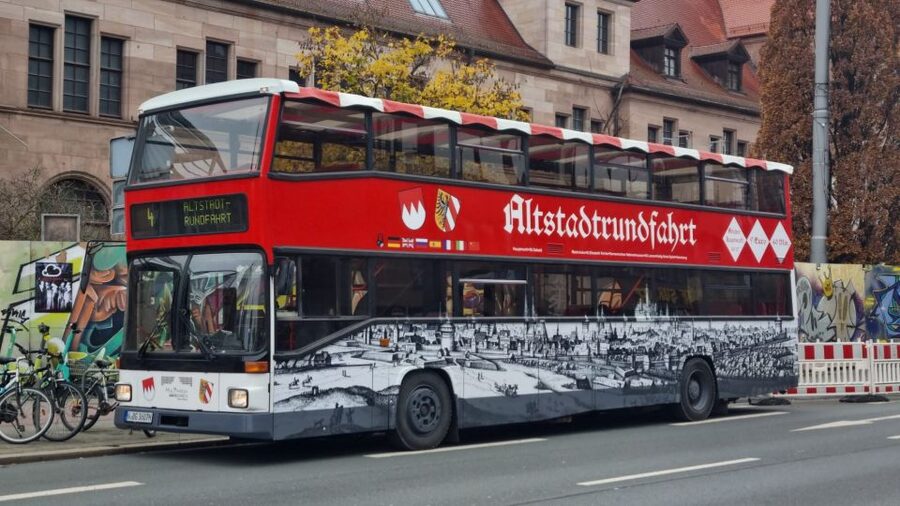 Nuremberg: Old Town Guided Tour By Bus - The Imperial Castle stop that anchors the whole experience