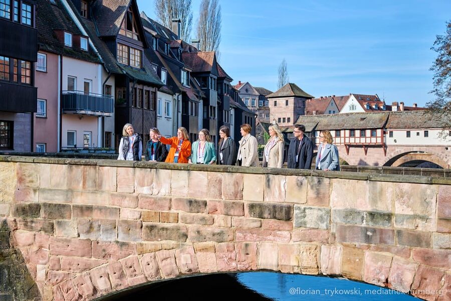 Nuremberg: Old Town Guided Walking Tour - Hauptmarkt Nürnberg, Where the Tour Starts and the City Makes Sense