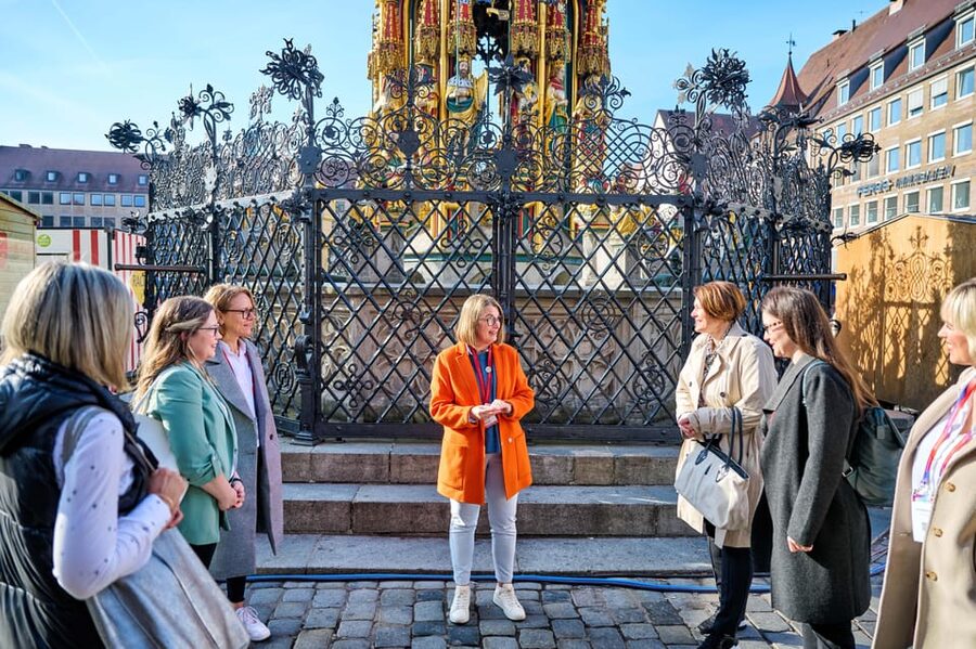 Nuremberg: Old Town Guided Walking Tour - Old City Hall and St. Sebaldus Church, Reading Power and Purpose in Stone