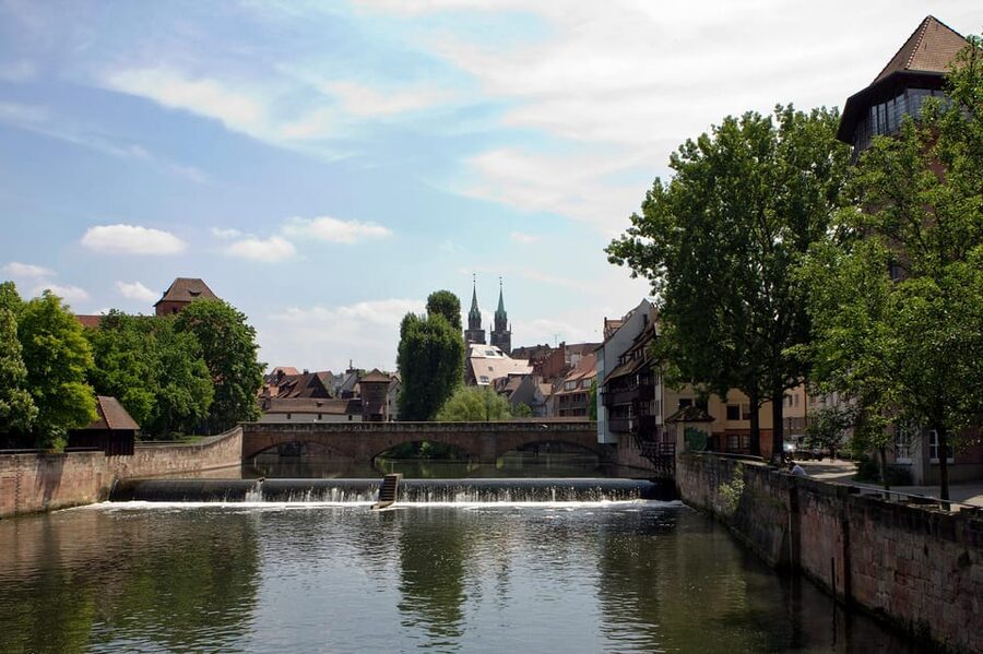 Nuremberg: The Old Town in Evening Light - IN GERMAN - What it feels like with a guide, including Frau Beck