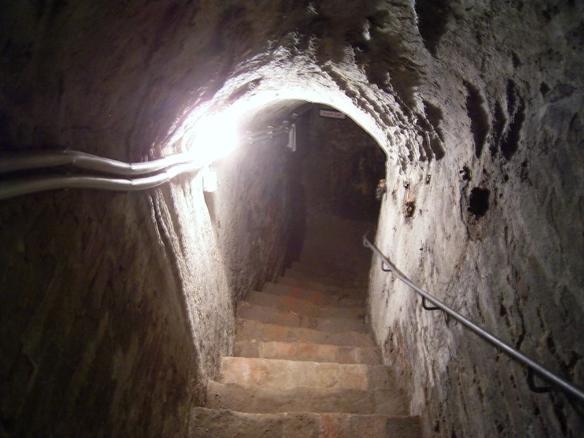 Nuremberg: Tunnels and Secret Passages in the City Wall Tour - Moat defenses and shooting angles from underground