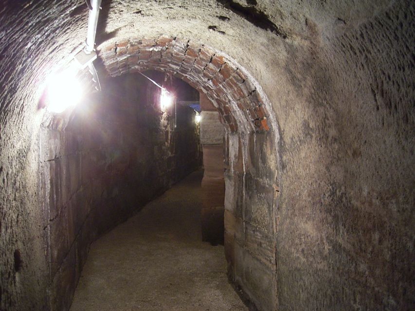 Nuremberg: Tunnels and Secret Passages in the City Wall Tour - Practical tips: warm layers, shoes, and what not to bring