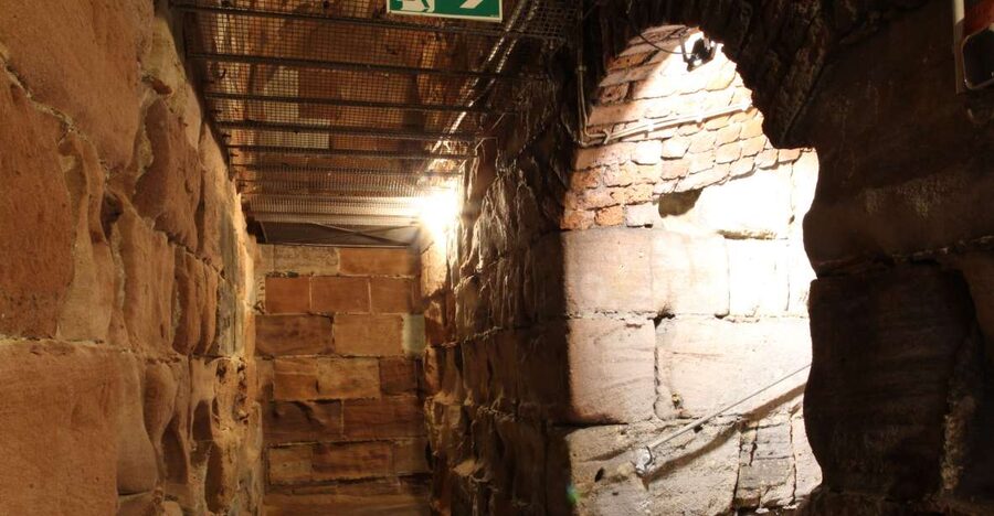 Nuremberg: Tunnels and Secret Passages in the City Wall Tour - Meeting at Historischer Kunstbunker, then moving toward the walls