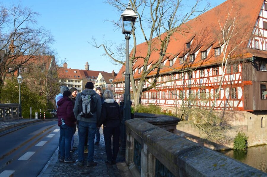 Nürnberg: Mörder, Fälscher, Messerstecher - Findelgasse and Peter Henlein: punishment meets craft and reputation