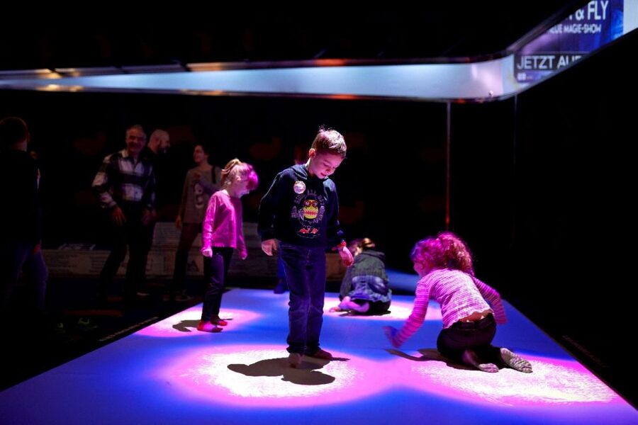 Oberhausen: HOUSE OF MAGIC - powered by Ehrlich Brothers - Who should book, age rules, and who should skip this attraction