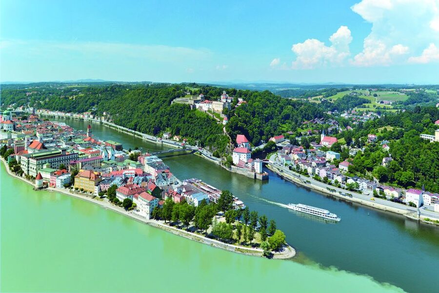 Passau: Floating City Highlights Tour on the Danube and Inn - Key highlights you will feel right away