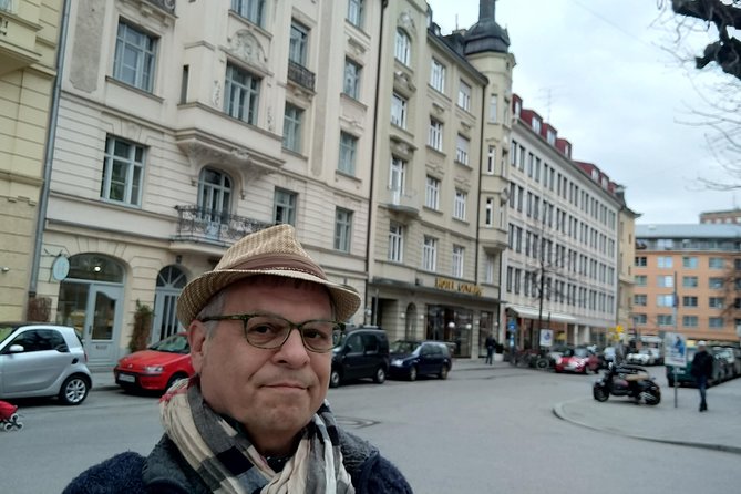 Paul's Private Tour in Munich old City - Entering Munich’s Old Town with a plan that actually works
