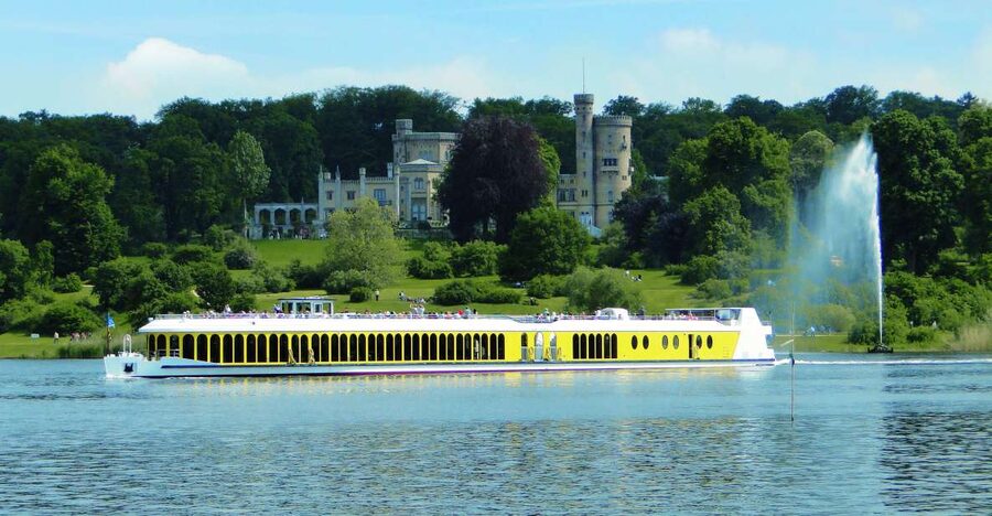 Potsdam by Boat: Island Cruise - Potsdam from the water: Caputh, the Havel banks, and Werder