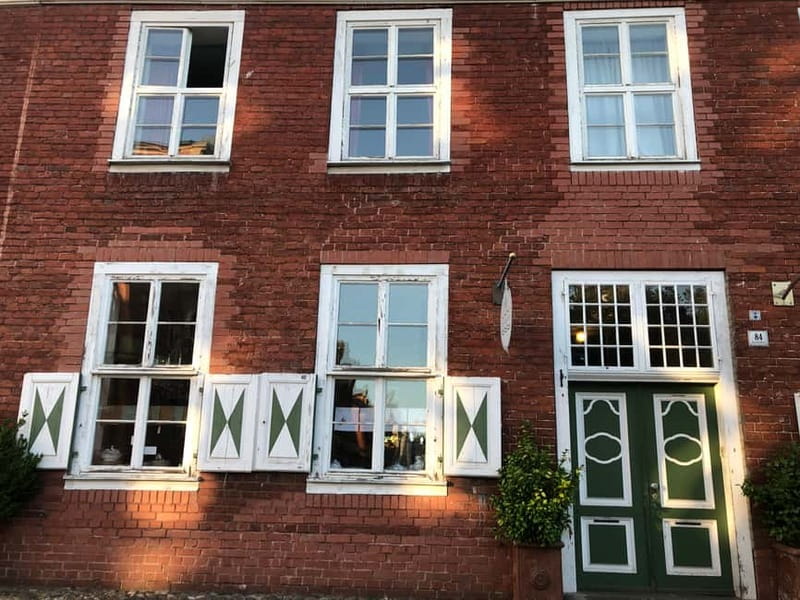 POTSDAM: Old historical town, a walk with a certified guide - Key things to know before you go