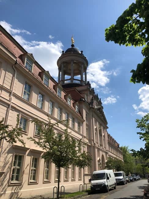 POTSDAM: Old historical town, a walk with a certified guide - What a great guide performance does for your memory