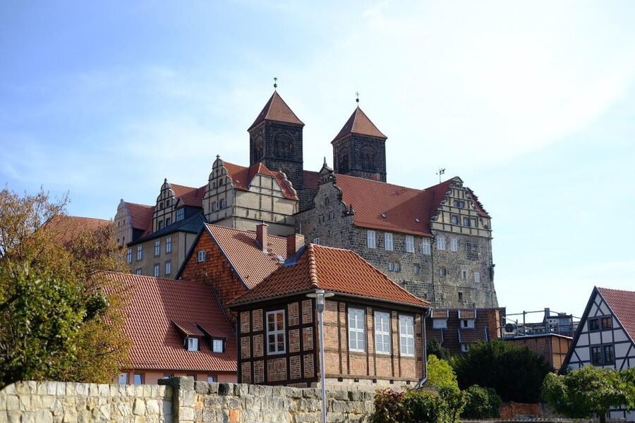 Premiumstadtführung (historische Altstadt und Schlossberg) - Quedlinburg’s UNESCO core, and why the Schlossberg matters