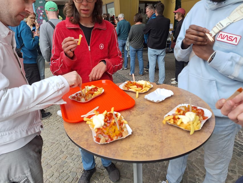 Private Berlin Street Food Bike Tour - A Berlin bike tour built around street food and big views