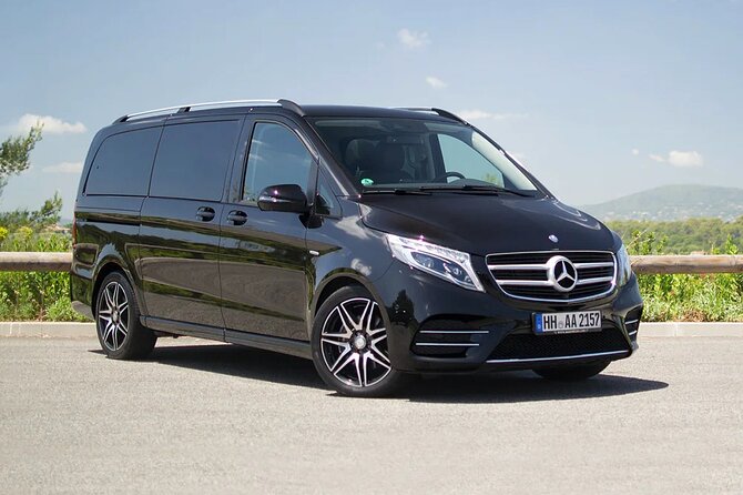 Private Transfer from Munich Airport to Munich City by Luxury Van - First Hour Comfort: What This Munich Airport Pickup Actually Solves