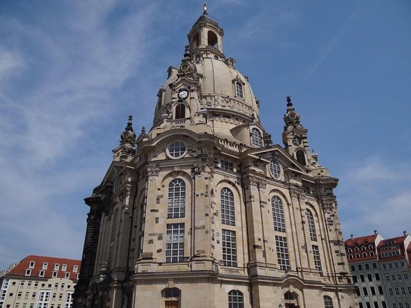 Public guided tour of the old town including a tour of the Frauenkirche - Key things to know before you go