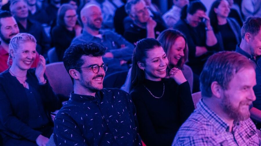 Quatsch Comedy Club Hamburg: Die Live Show - On a Boat Called Queen in Hamburg’s Waterfront Zone