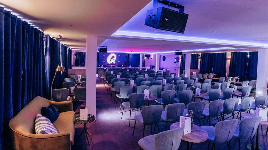 Quatsch Comedy Club Hamburg: Die Live Show - Language: How to Enjoy German Stand-Up Even If It’s Not Perfect