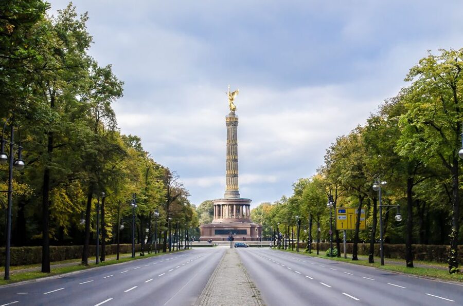 Queer Berlin Walking Tour - Marlene Dietrich, cabaret nights, and the culture trail