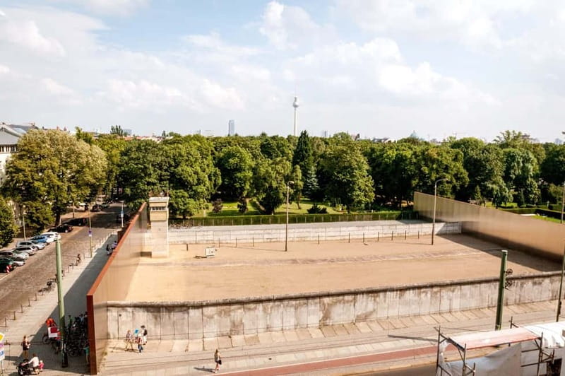 Red Berlin: Secrets of the Communist Capital - Price and Logistics for a 2-Hour Cold War Walk