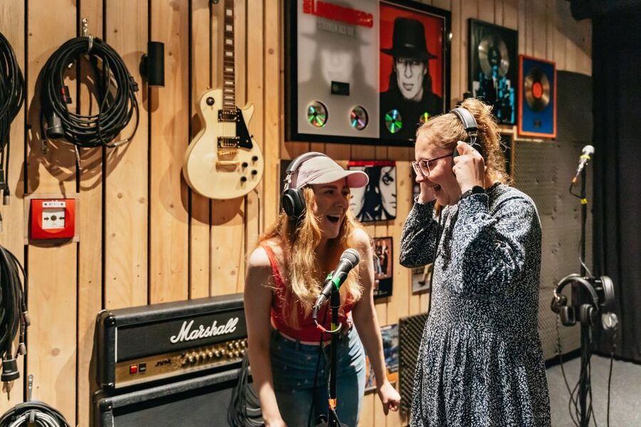 Reeperbahn: Panik City Udo Lindenberg Multimedia Experience - What’s included, and what you’ll have afterward