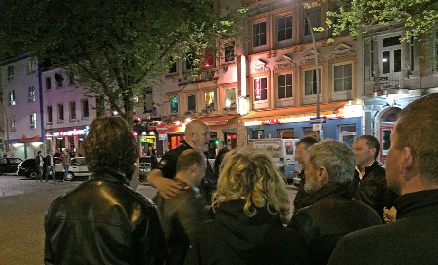 Reeperbahn Walking Tour with St. Pauli Local - Practical Tips for Getting the Most From 2 Hours on Reeperbahn