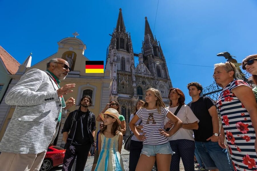 Regensburg: Guided City Walking Tour of the Old Town - Narrow Back Streets and Big Squares: The Regensburg “Feel”