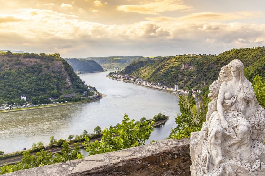 Rhine Valley: Half Day Tour from Frankfurt - Wine tasting with real context, not just a pour