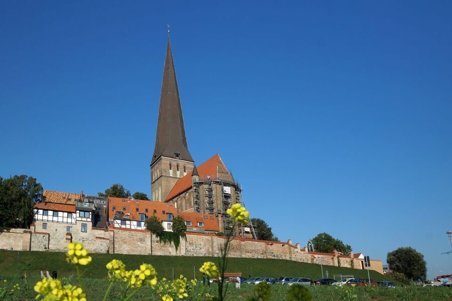 Rostock: City Walking Tour - Rostock’s old town and harbor are made for walking