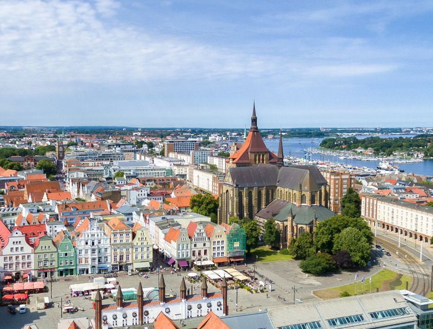 Rostock: Guided tour of the historic city center - German live guiding: plan for language comfort