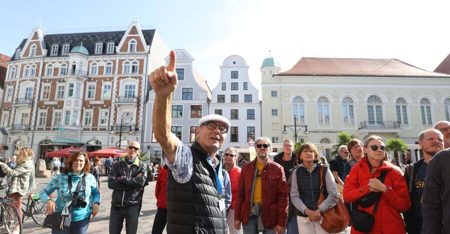Rostock: Guided tour of the historic city center - What the 1.5-hour guided walk actually looks like