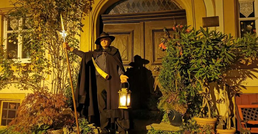 Rothenburg: Private Night Watchman Tour - Cost, group size, and when private makes the most sense