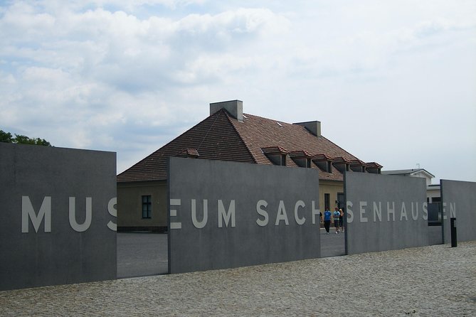 Sachsenhausen concentration camp. - Prisoner life and profiles: what you can expect to hear