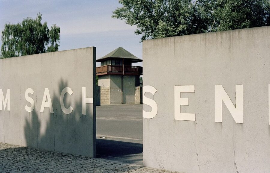 Sachsenhausen Memorial: Walking Tour from Berlin - Key points at a glance