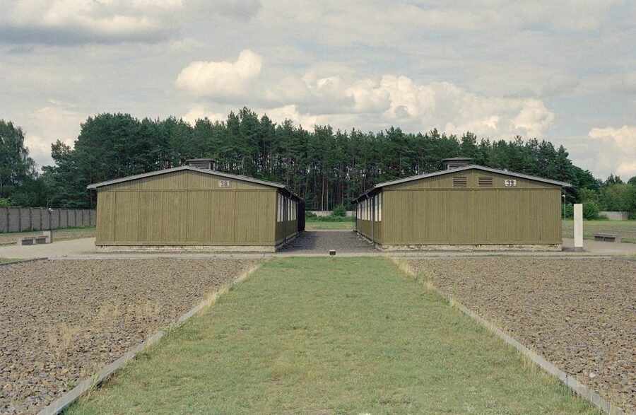 Sachsenhausen Memorial: Walking Tour from Berlin - What you should bring, wear, and plan for (so the day runs)