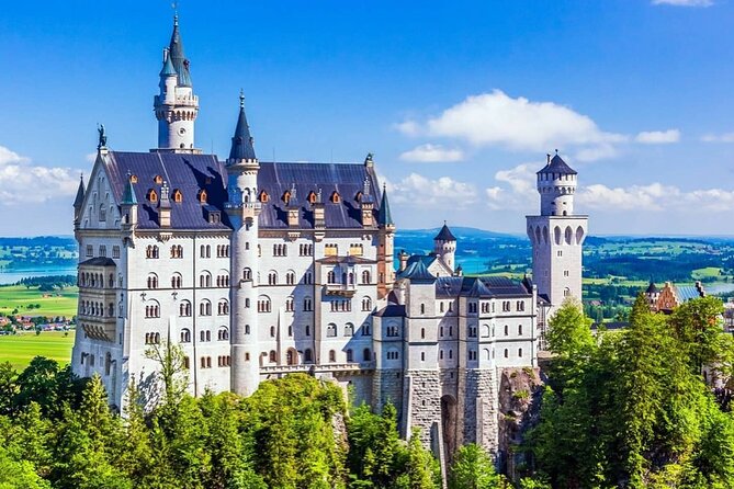 Skip the Line: Neuschwanstein Castle Private Tour From Füssen or Hohenschwangau - Skip-the-line tickets plus private guiding: what value you’re really paying for