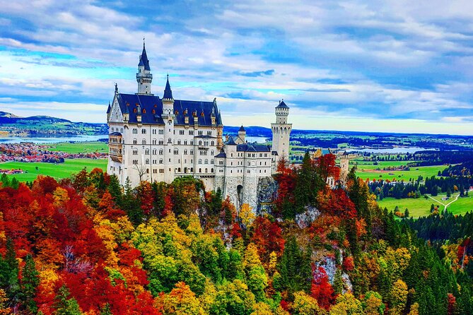 Skip The Line Neuschwanstein Castle Tour from Hohenschwangau - Alpsee: the gentle finish after the castle sprint