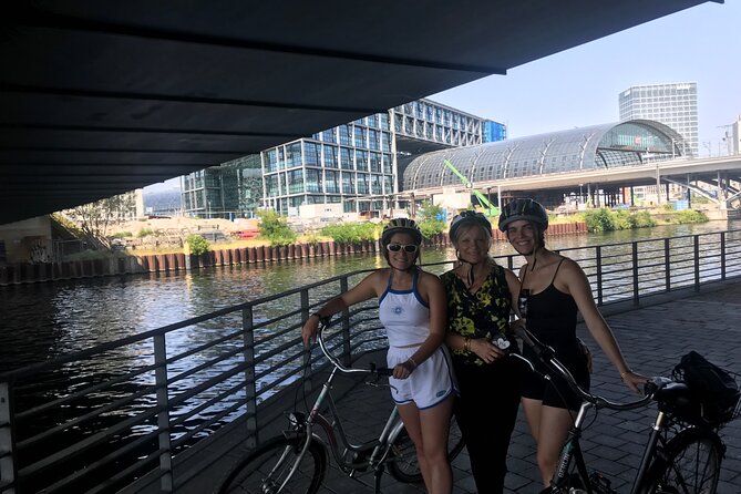 Small-Group Historical Bike Tour in Berlin - Reichstag, the Brandenburg Gate, and the Symbols of a Changed Germany