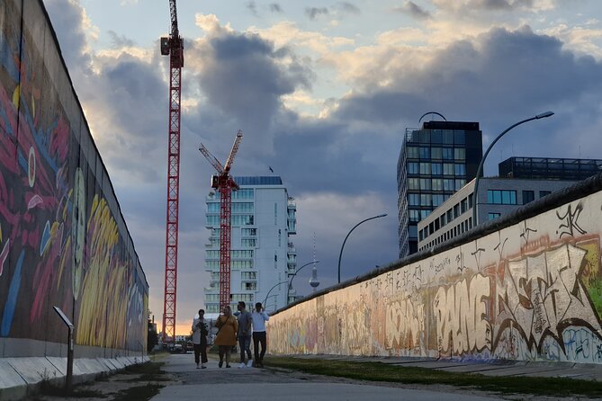 Small Group Walking Tour of East Berlin with a French Guide - Getting There with a Berlin AB Day Card (and What’s Not Included)