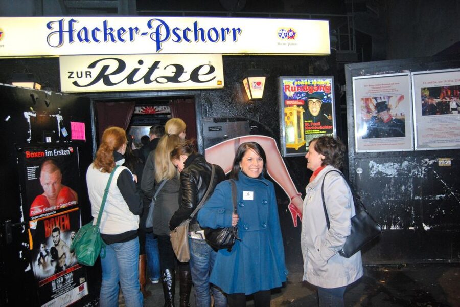 St. Pauli: Daytime Tour - Hans-Albers-Platz, local legend meets street-level storytelling