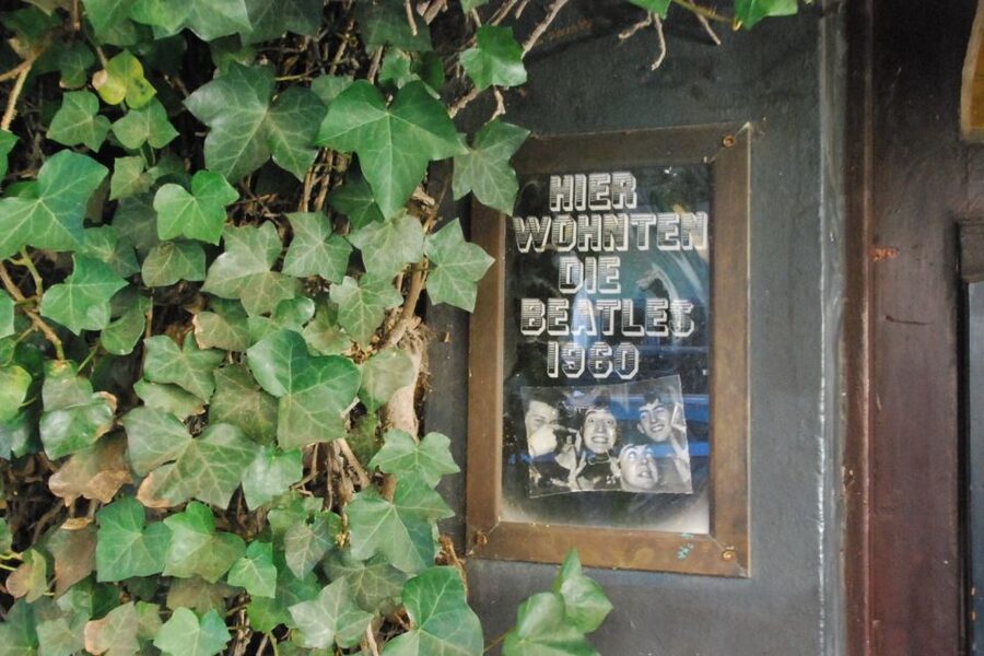 St. Pauli: Daytime Tour - Price, pace, and practical value of a 1-hour walking tour
