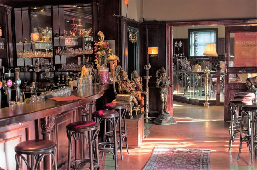 St. Pauli: Guided Food Tour with 5 Tastings - Stop 5: finishing by the Reeperbahn, with food still fresh in your mind