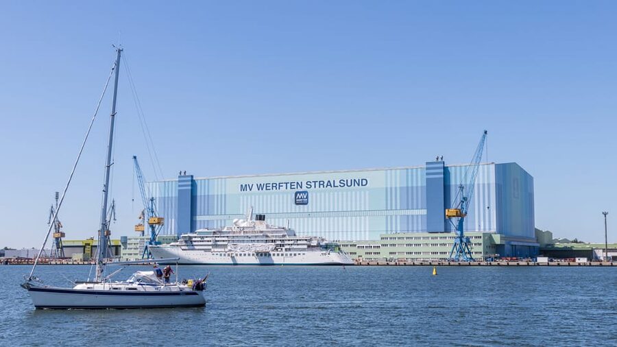 Stralsund: 1-Hour Harbor Cruise - The 1-Hour Route: Rügen Bridge, Danhölm, and Back to the City